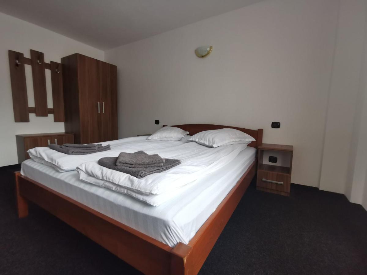Cabana Cascada Cailor 호텔 Borşa 외부 사진
